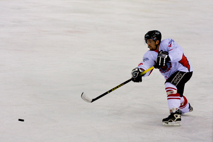 ice hockey su ghiaccio Valpellice Bulldogs Pinerolo piemonte