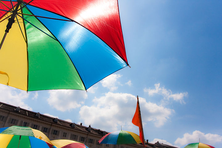 happiness colors colori felicità ombrello