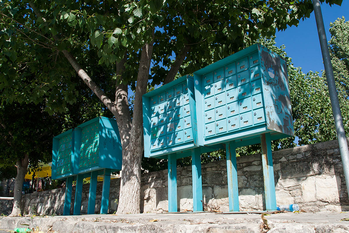 letterboxes light blue buche delle lettere cipro cyprus holiday vacanze sea mare Πάφος Pafos Polis