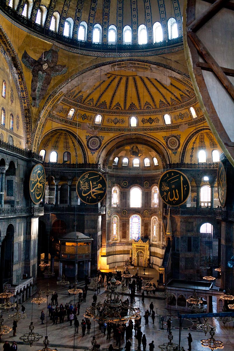 chiesa interno indoor aya sofia ayasofya hagia santa basilicaistanbul instanbul turchia canon 5d 35mm f/1.4 1.4