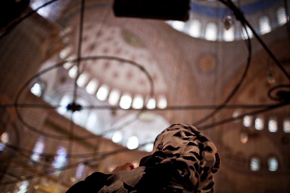 interno indoors moschea blu blue mosque istanbul instanbul turchia canon 5d 35mm f/1.4 1.4