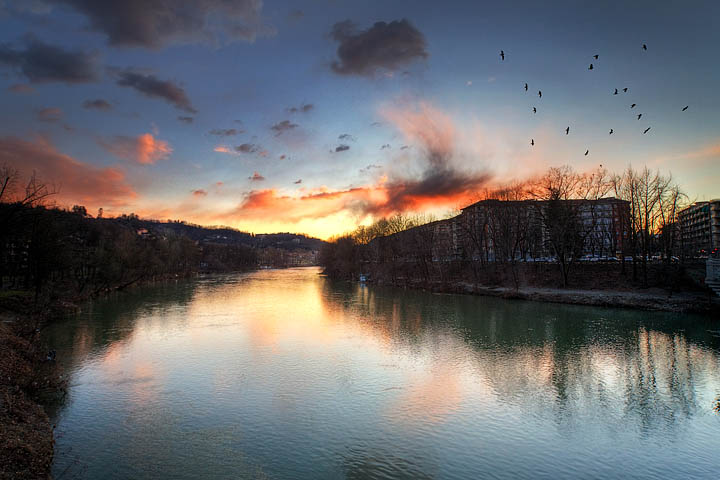 hdr sigma 12-24 fiume po river colori saturi fantastica tramonto