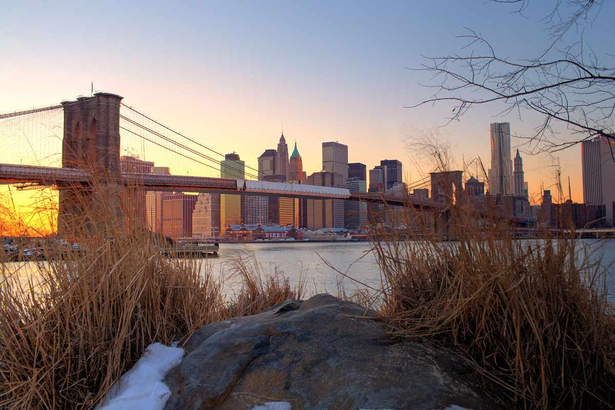 hdr ponte di brooklyn bridge tramonto sunset erba rock neve snow new york city nyc u.s.a. america Canon 35mm f/1.4 5d ff