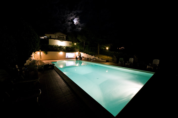 notte luna casa vacanze borghetto vetuliae coste di trevi piscina