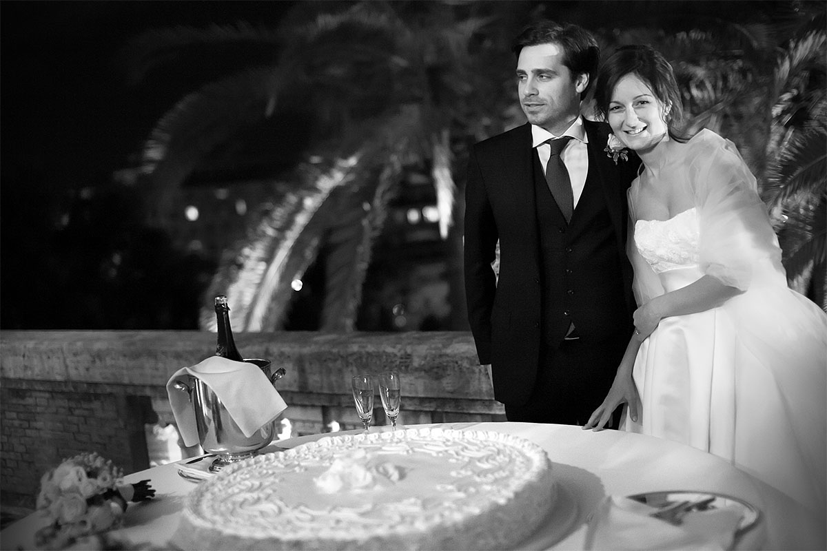 torta cake foto matrimonio sposi torino artistiche belle canon 5d ff fullframe sigma 50mm 50 1.4 f/1.4 sposa sposo wedding photos chiesa