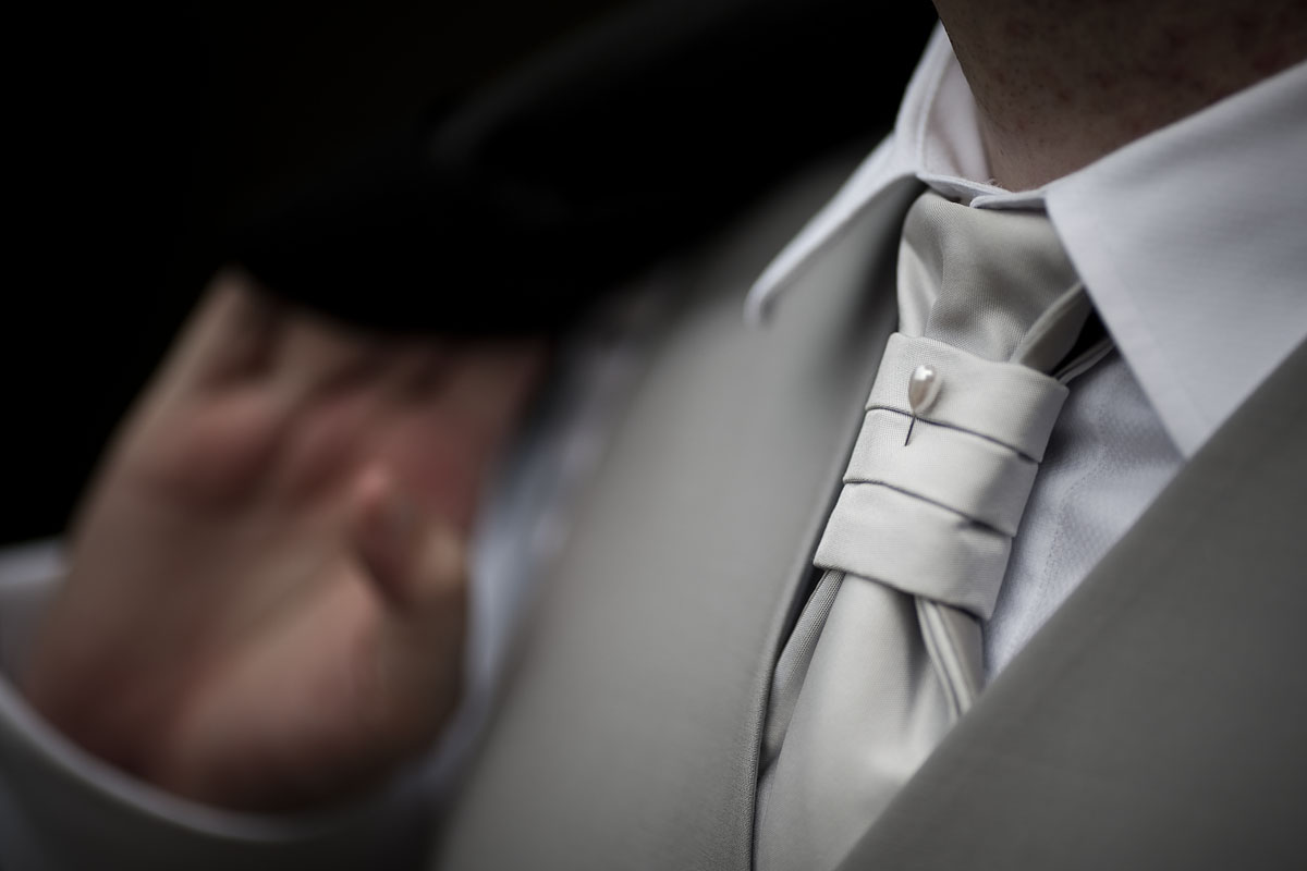 cravatta uomo sposo