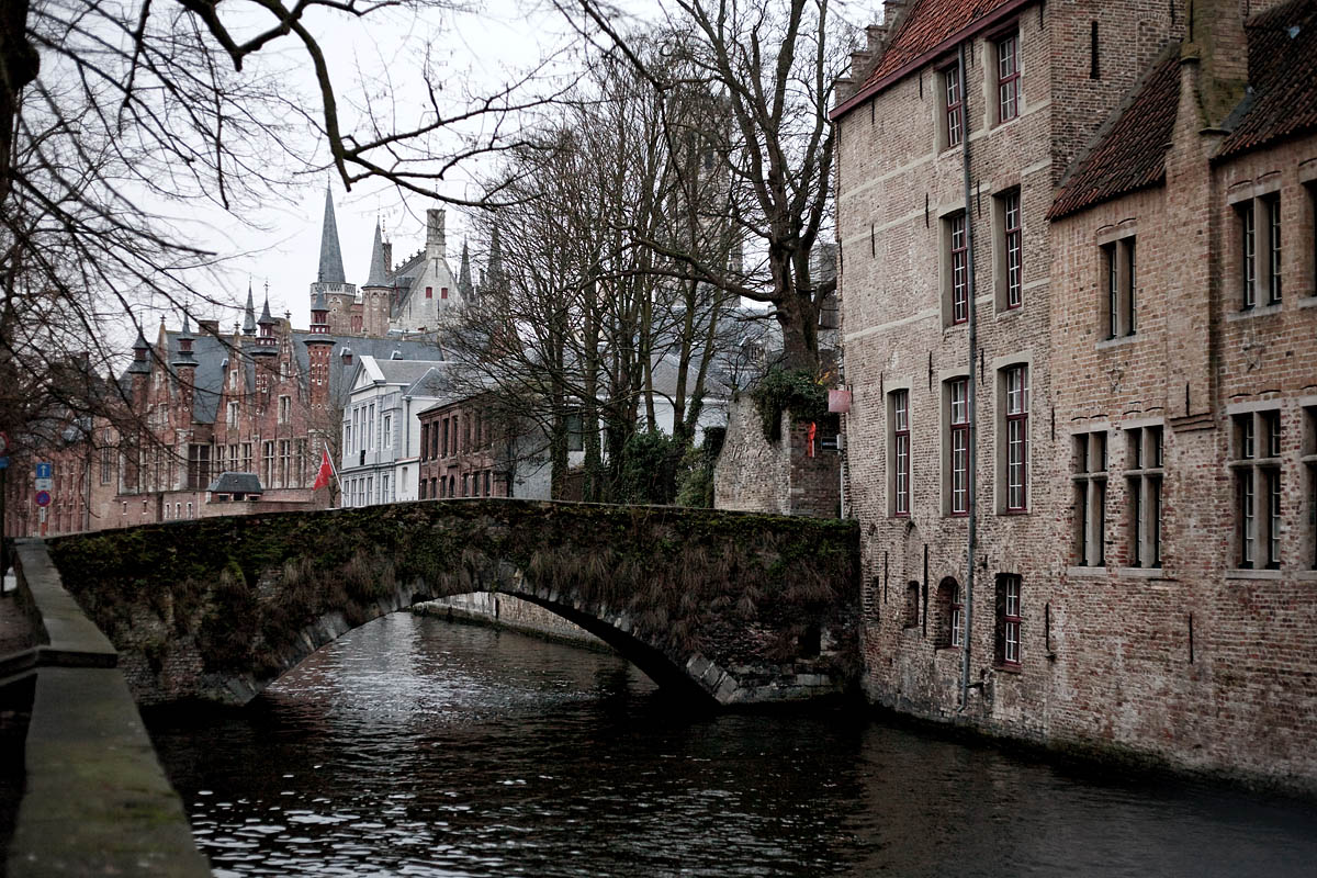 groenerei canal canale acqua ponte di pietra bridge pont medieval houses bruges brugge belgio belgium Canon 50mm f/1.8 5d ff