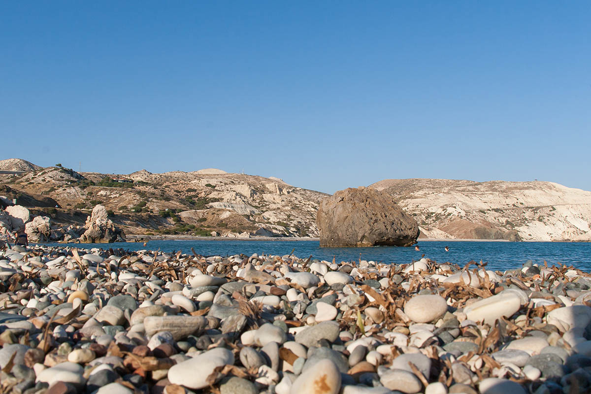 Petra Tou Romiou Rock of the Roman Aphrodite's Rock beach seaside cipro cyprus holiday vacanze sea mare Πάφος Pafos Polis