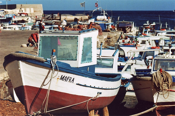 porto nuovo mafia barche boats italia sud marettimo isole egadi