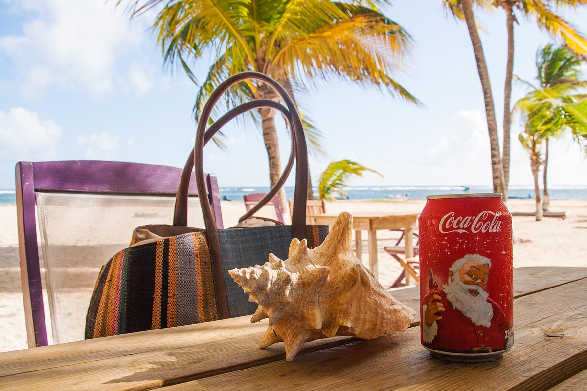 christmas coca cola beach spiaggia natale desirade guadeloupe guadalupa french caribbean antille francesi grande terre canon 400d sigma 18-200