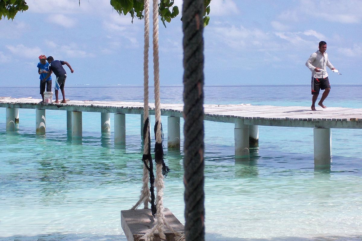 maldive maldives atollo felidhoo vaavu atoll Ambara pesca molo pontile
