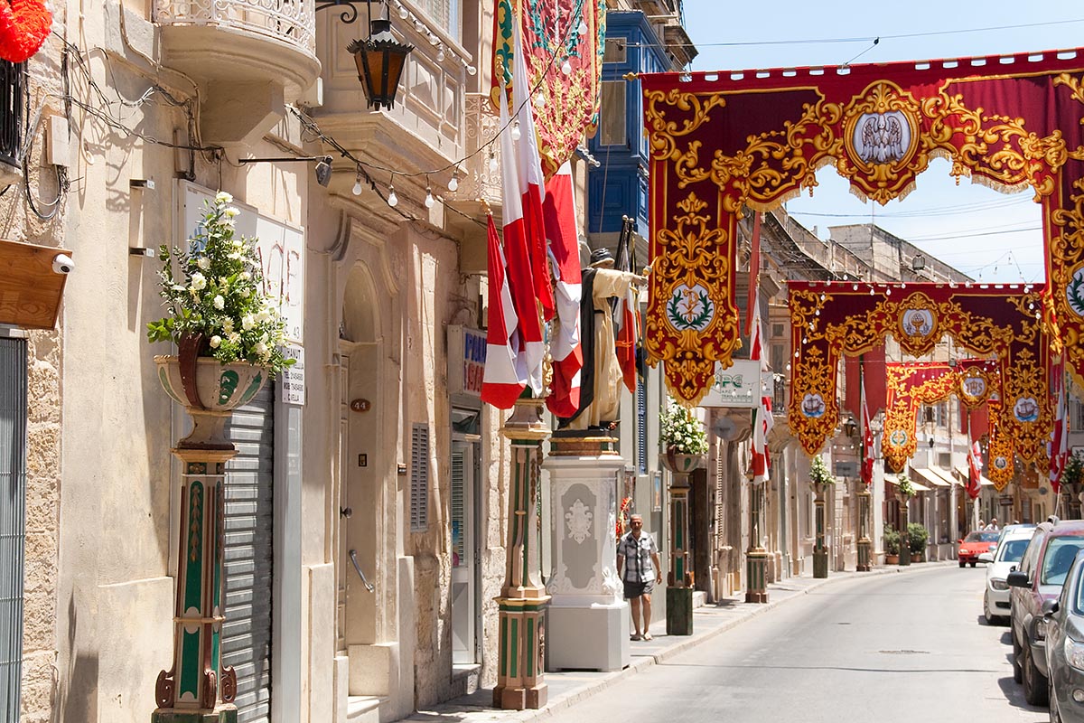 street strada via Rabat Ir-Rabat town malta sea mare vacanze holiday island isola