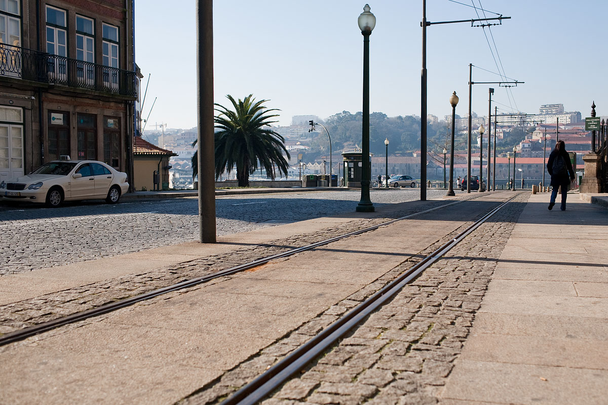 binari tram metro subway oporto porto portogallo Canon 35mm f/1.4 5d ff