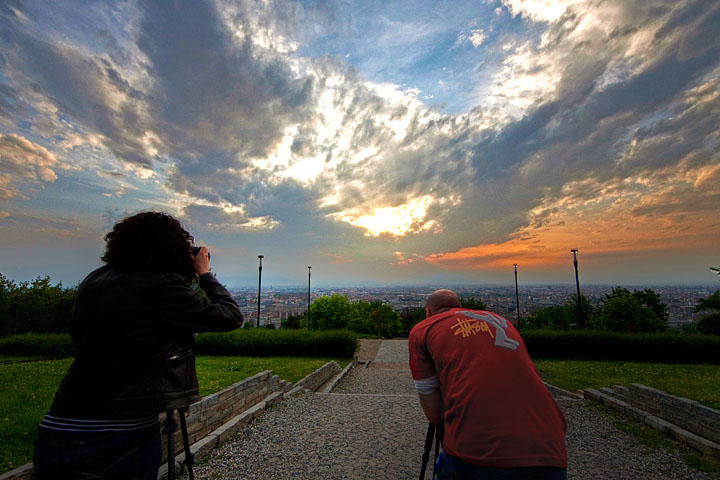 hdr tramonto sunset turin torino panorama raggi sole canon 14 on ff 5d fotografi cavalletto tripod