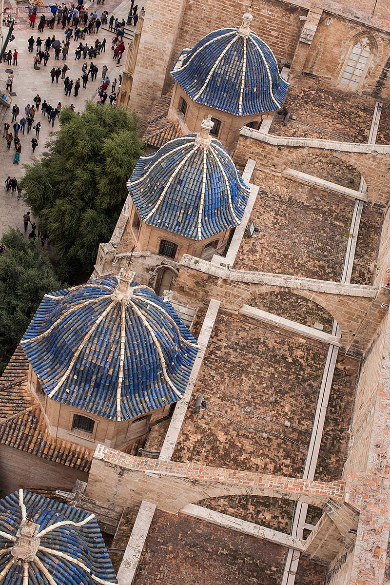 Catedral de València from the top cupola bell tower Miquelet cathedral blue blu valencia València valenza spagna spain canon 50mm 50 f/1.2 1.2 5d fullframe ff